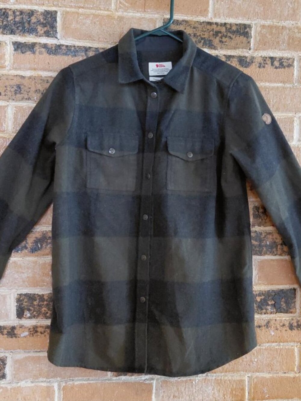 Fjallraven  Buffalo Plaid/Moss Charcoal Wool Blend Snap Canada Shirt-